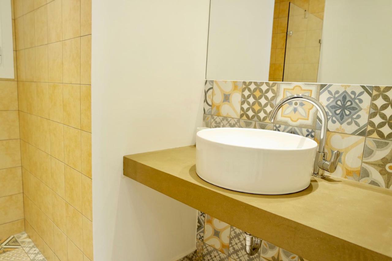 Design Apartment In The City Of Афины Экстерьер фото